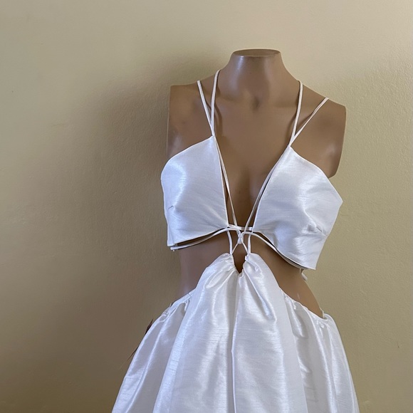 Helen O’Connor – Super Nova Gown – White - Picture 9 of 14